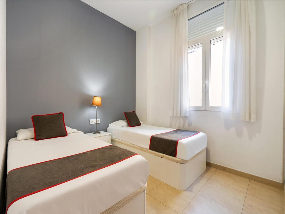 ולנסיה Oyo Style Apartments Puerto מראה חיצוני תמונה