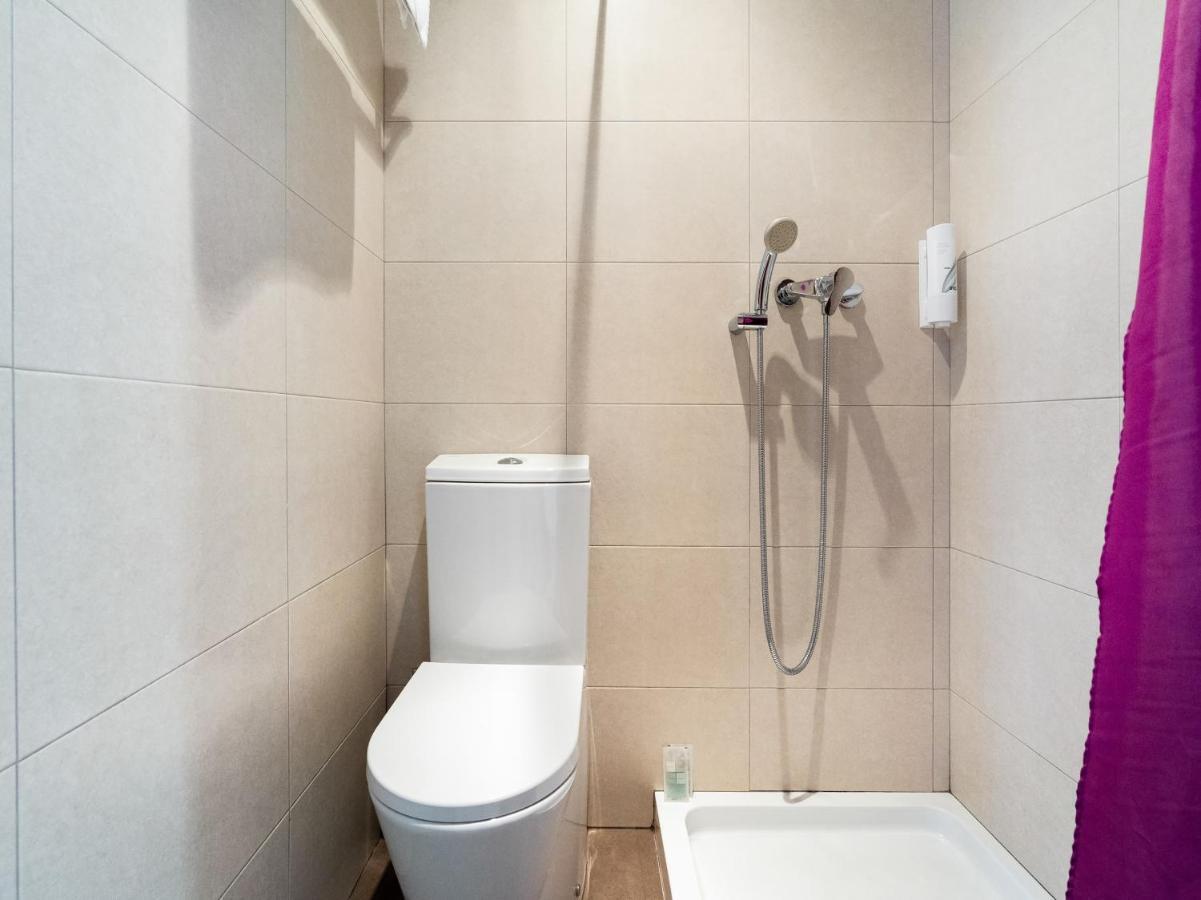 ולנסיה Oyo Style Apartments Puerto מראה חיצוני תמונה