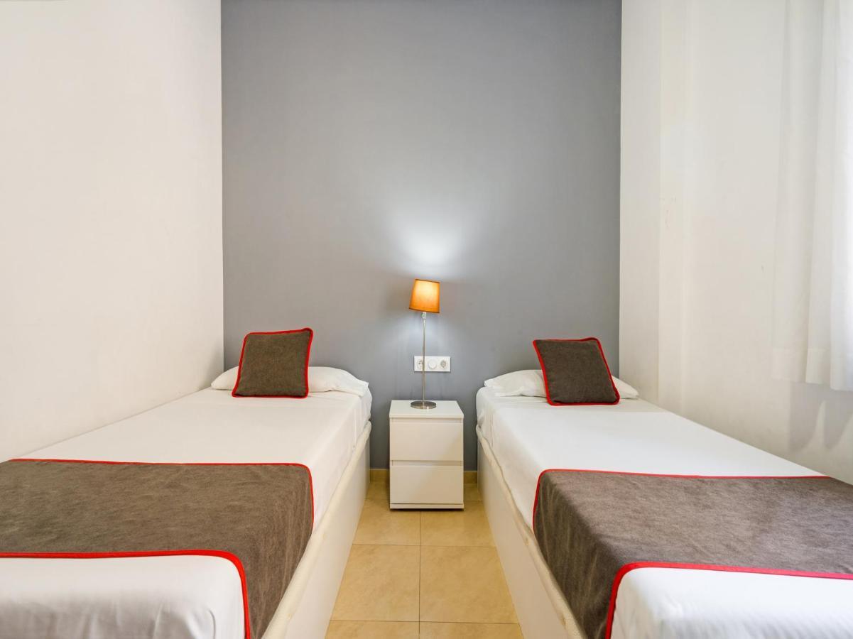 ולנסיה Oyo Style Apartments Puerto מראה חיצוני תמונה