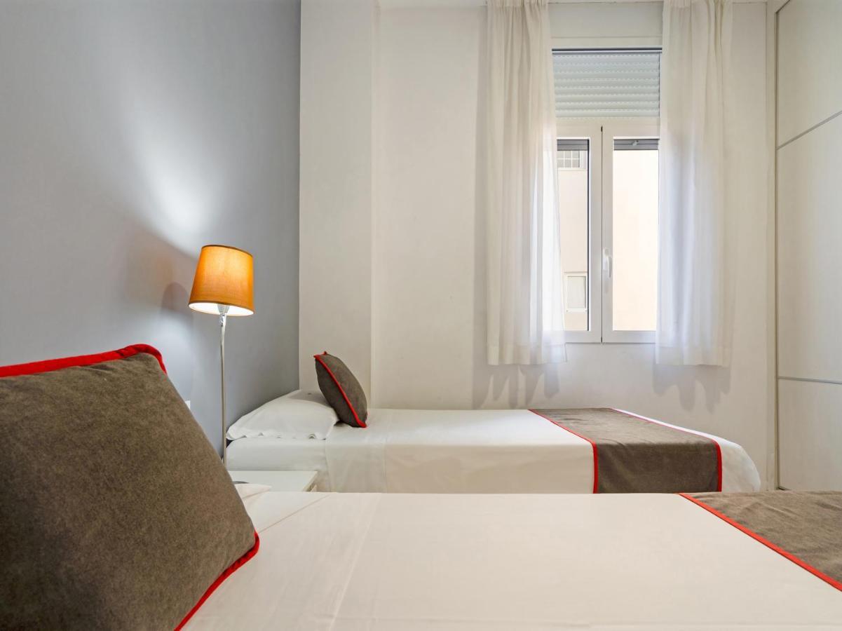 ולנסיה Oyo Style Apartments Puerto מראה חיצוני תמונה
